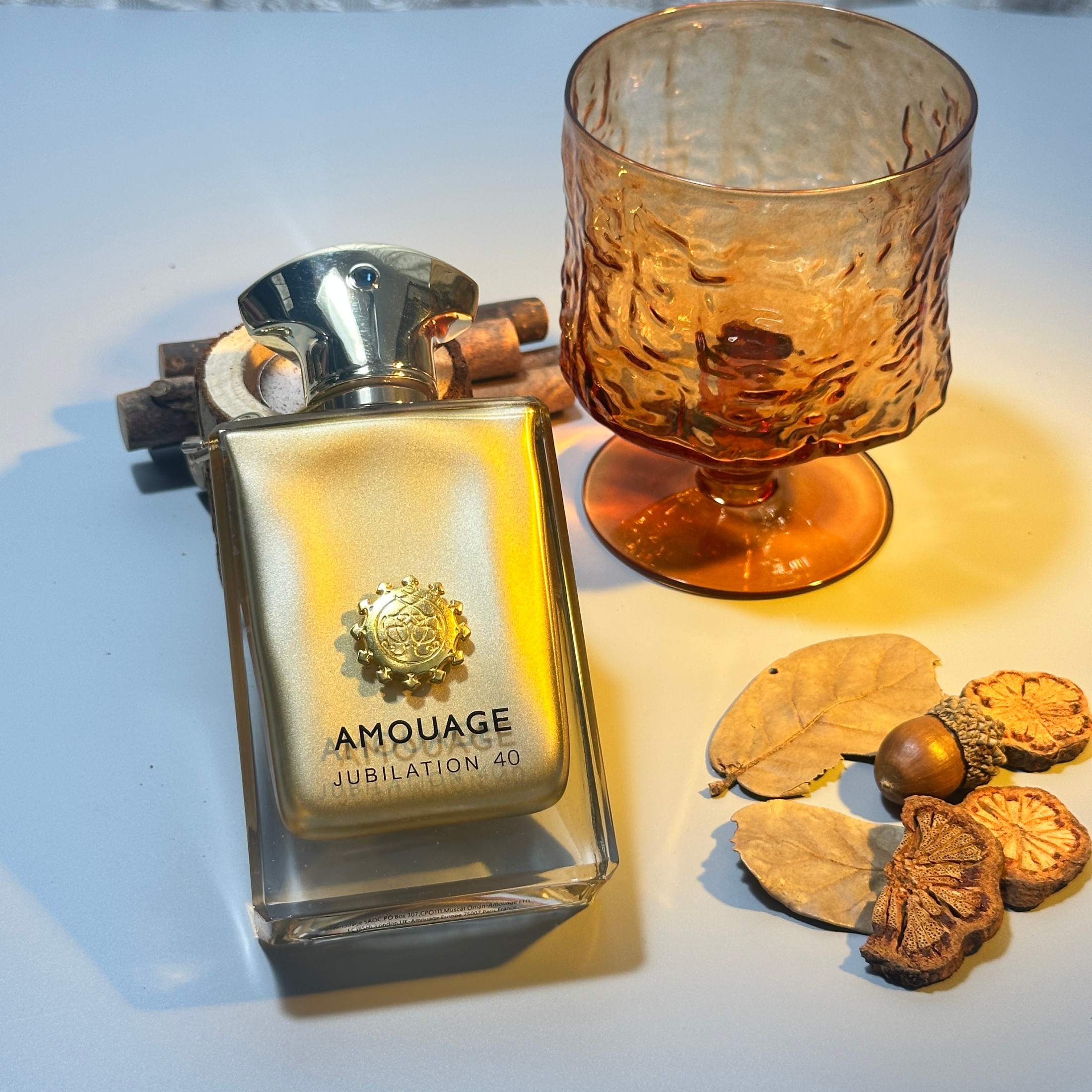 Amouage Jubilation 40 Man Extr – Crafting Resin recenzja i cena